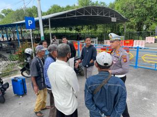 Satlantas Polres Bengkalis Sosialisasi Keselamatan Berlulintas di Area Pelabuhan Roro Sei Pakning